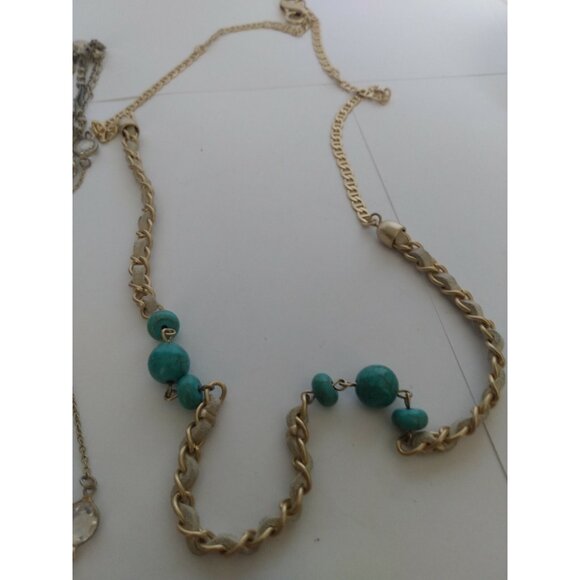 Vintage Signed Lia Sophia Necklaces (Lot of two) Beautiful Gold tone - Picture 7 of 12